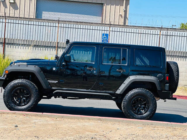 jeep wrangler unlimited 2013 1C4HJWFG2DL556225 image jeep wrangler unlimited 2013 1C4HJWFG2DL556225 image